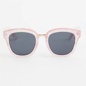 🆕 Pink Ice Cat Eye Sunglasses NWT Torrid